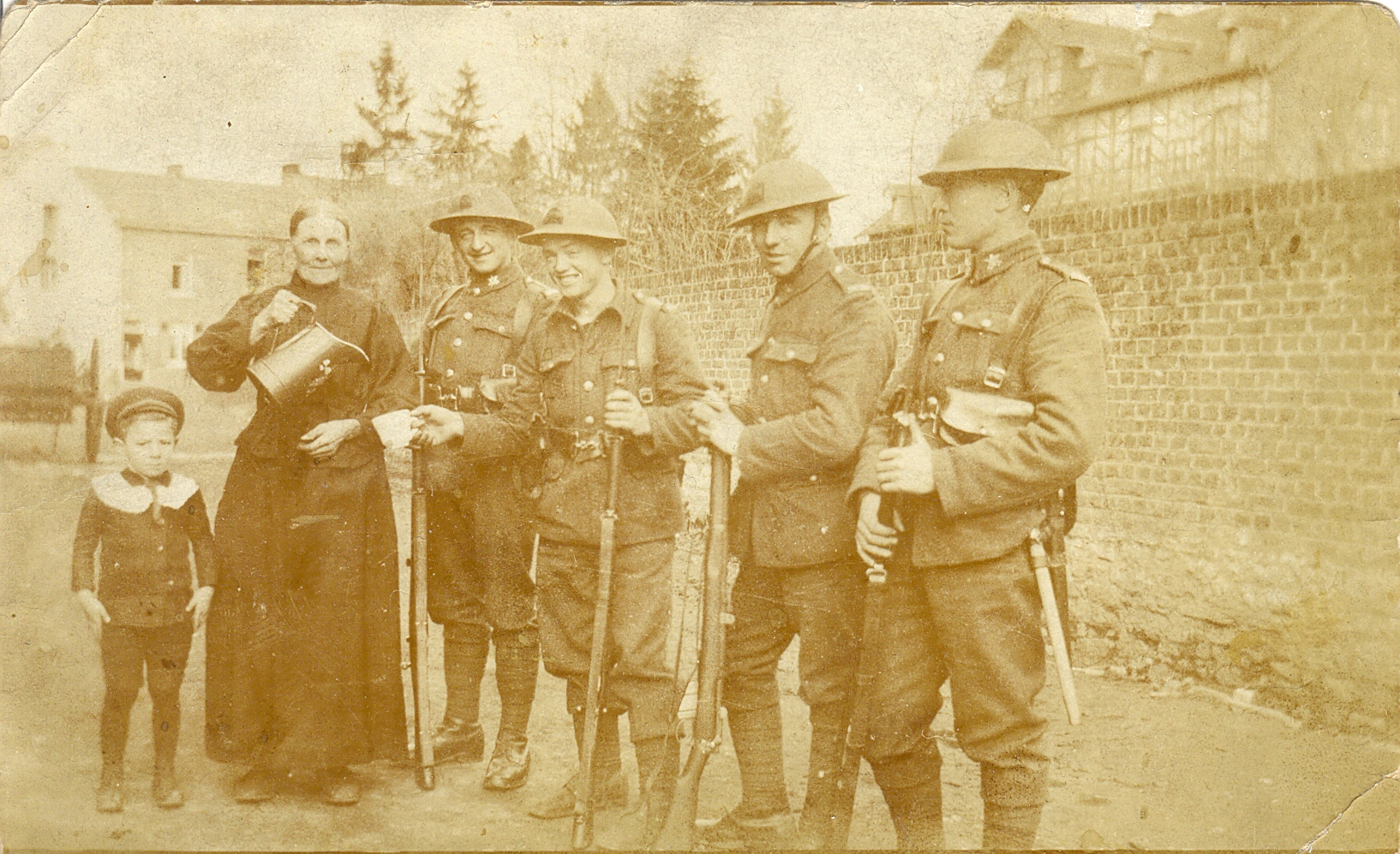 Floreffe ruelle Saint Martin soldats anglais 1914 1918 1919
